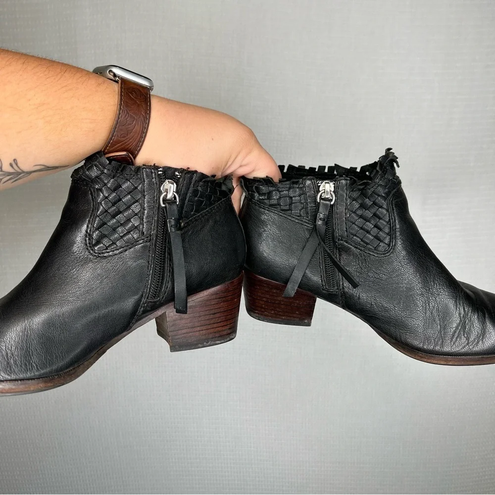 Coach‎ | Ryer Woven Fringe Booties Woman’s Black 6.5